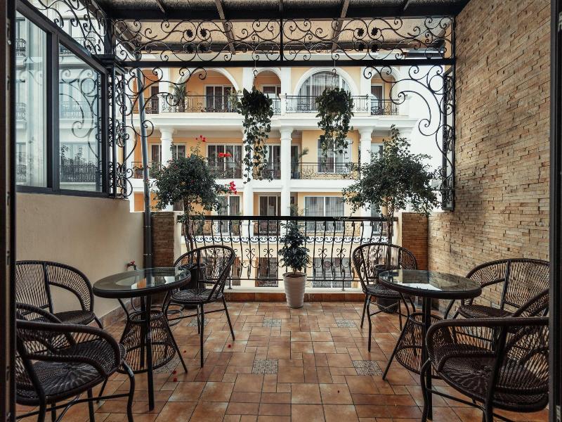 Le Foyer Hotel Hanoi image