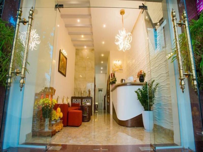 Smile Hotel image