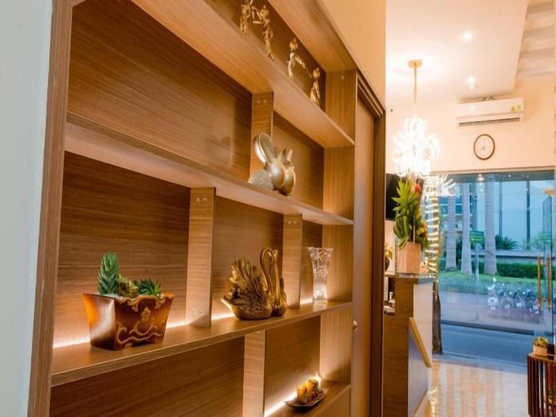 Smile Hotel image
