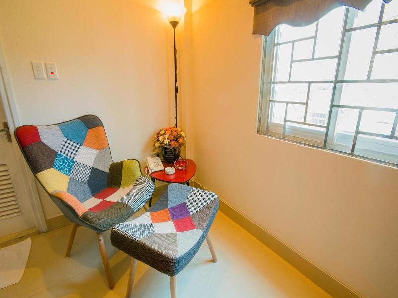 Smile Hotel image