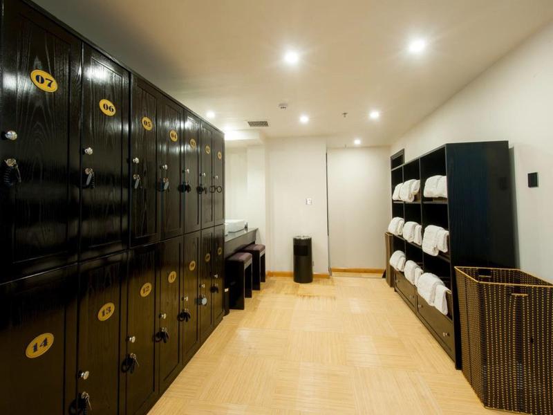 Sakura Hotel image