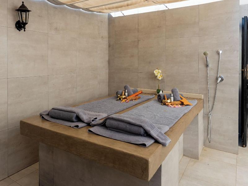 Kievits Kroon Country Estate And Spa image