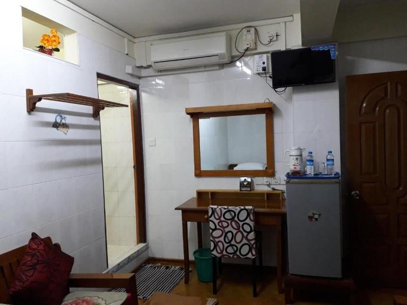 Chan Myaye Guest House image