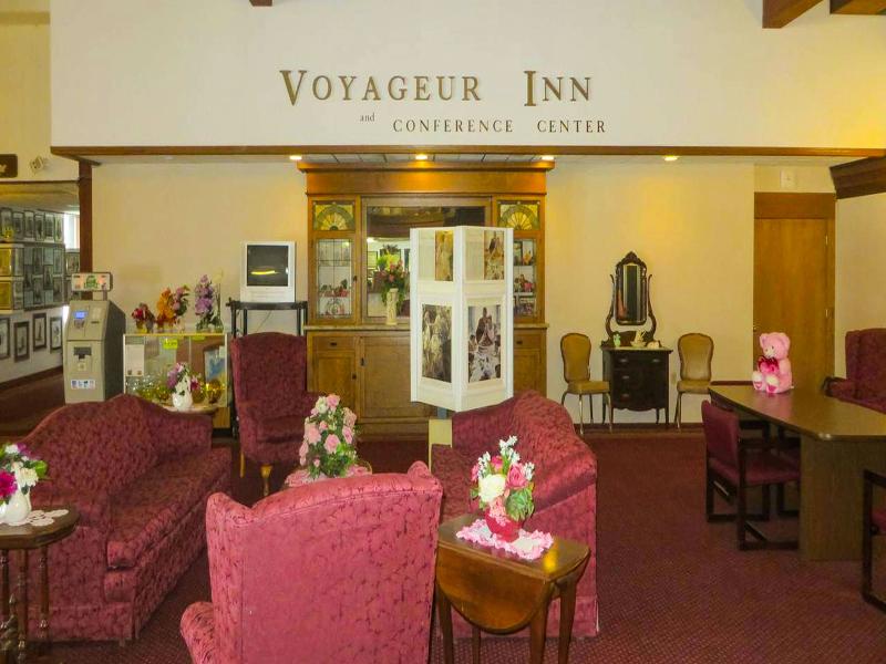 Voyageur Inn And Conference Center image