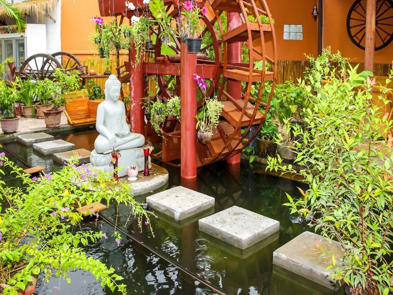 Blossoming Romduol Lodge image