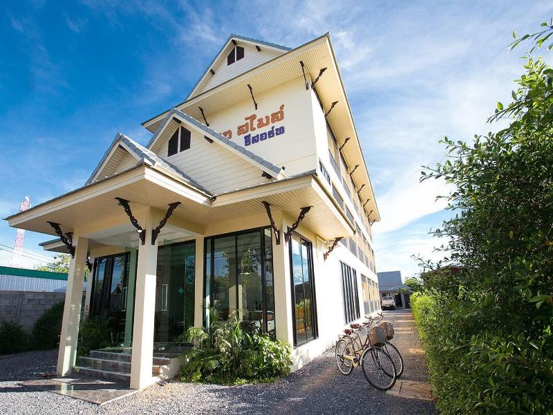 Saksuksmile Resort