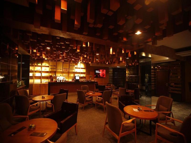 The Corporate Hotel image