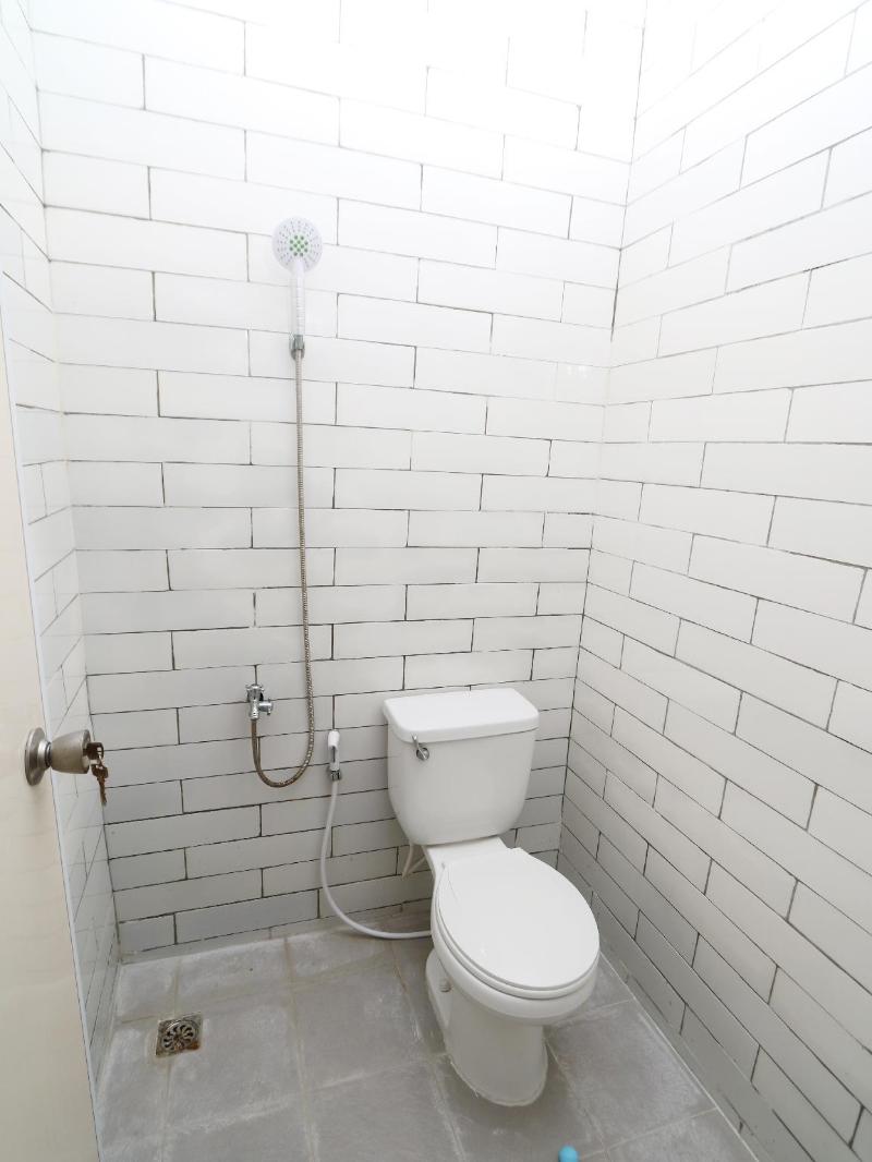 Kamar Keluarga Sunter — photo 5