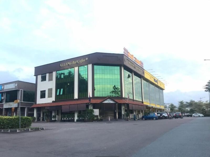 Rail Hotel