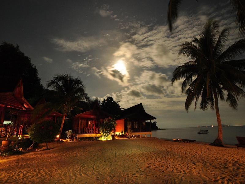 Phangan Rainbow Bungalows image
