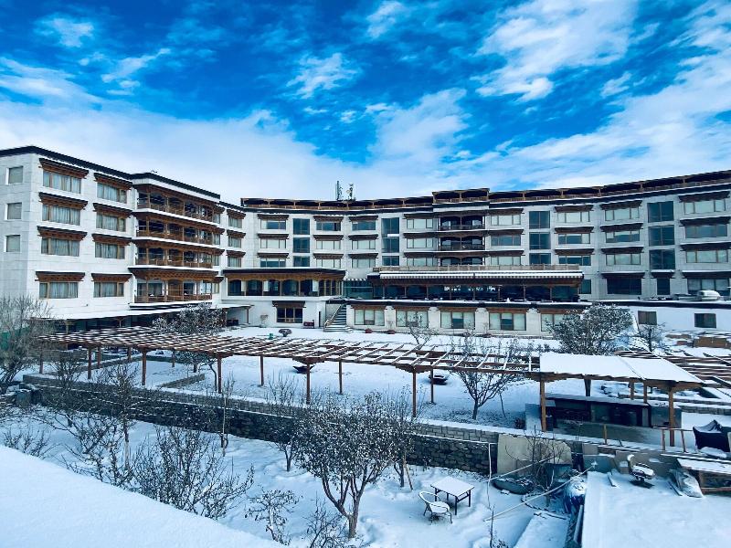 The Grand Dragon Hotel image