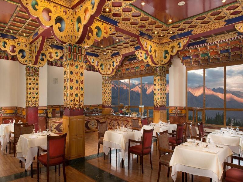 The Grand Dragon Hotel image
