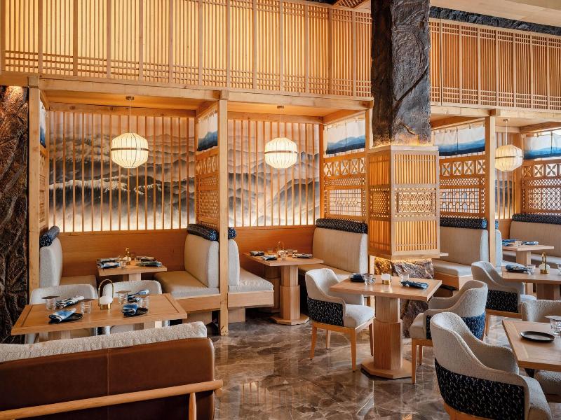 The Grand Dragon Hotel image