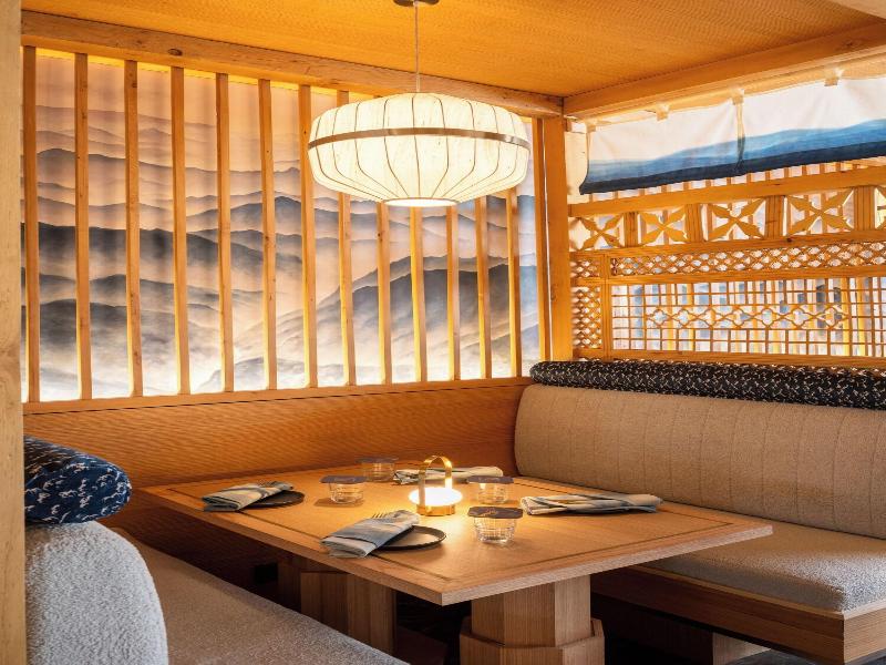 The Grand Dragon Hotel image