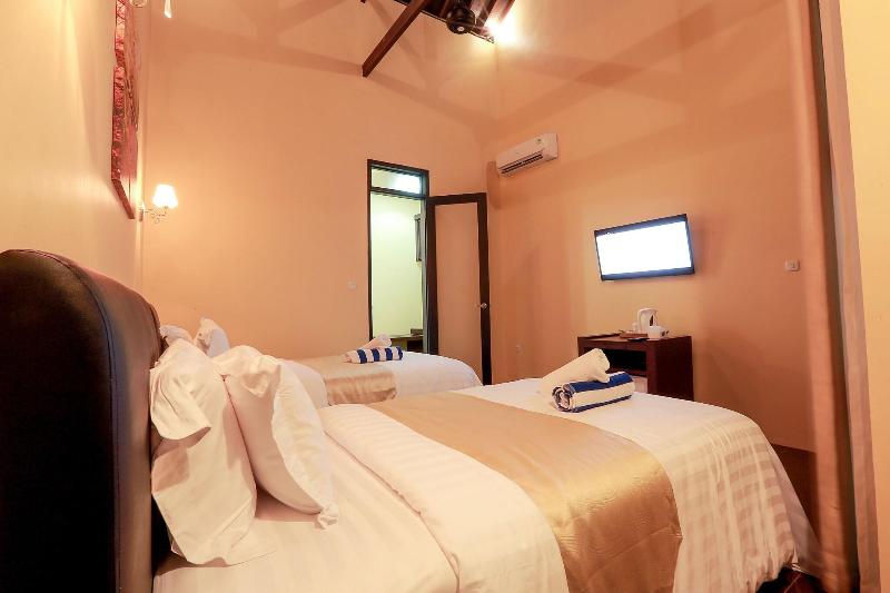 Nipah Pool Villas And Restaurant image