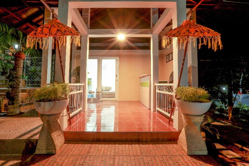 Nipah Pool Villas And Restaurant image