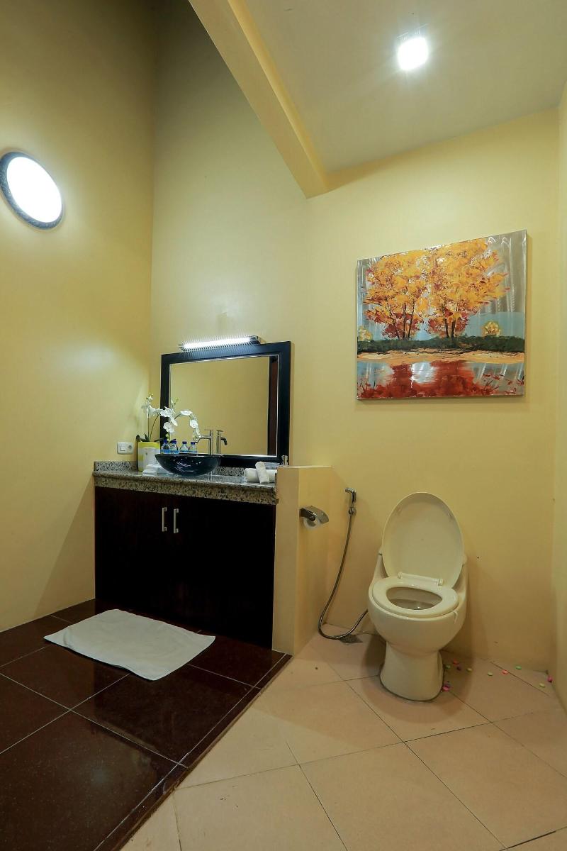 Nipah Pool Villas And Restaurant image