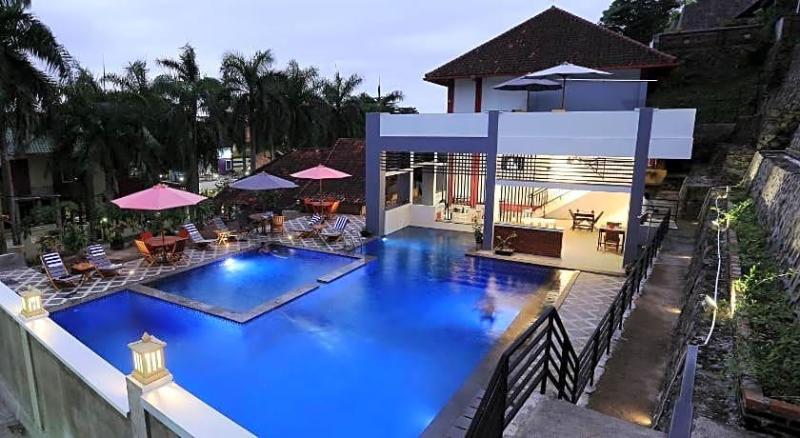 Jazz Senggigi Hotel image