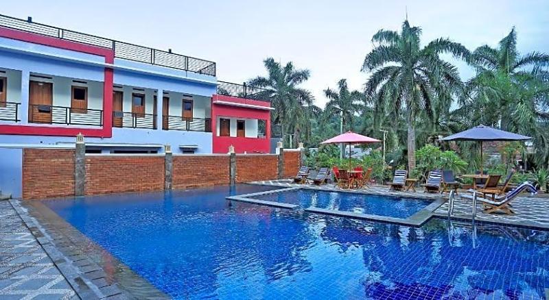 Jazz Senggigi Hotel image