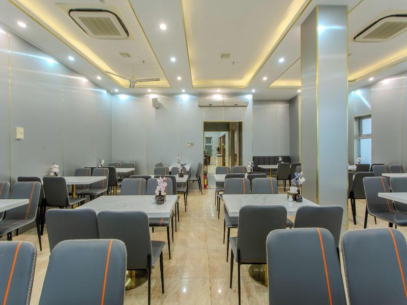 Richico Apartment And Hotel image