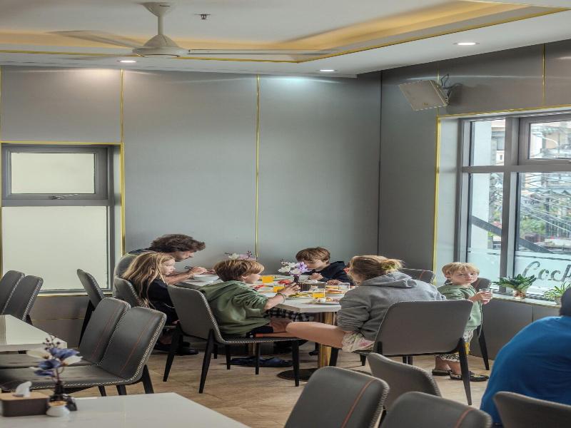 Richico Apartment And Hotel image