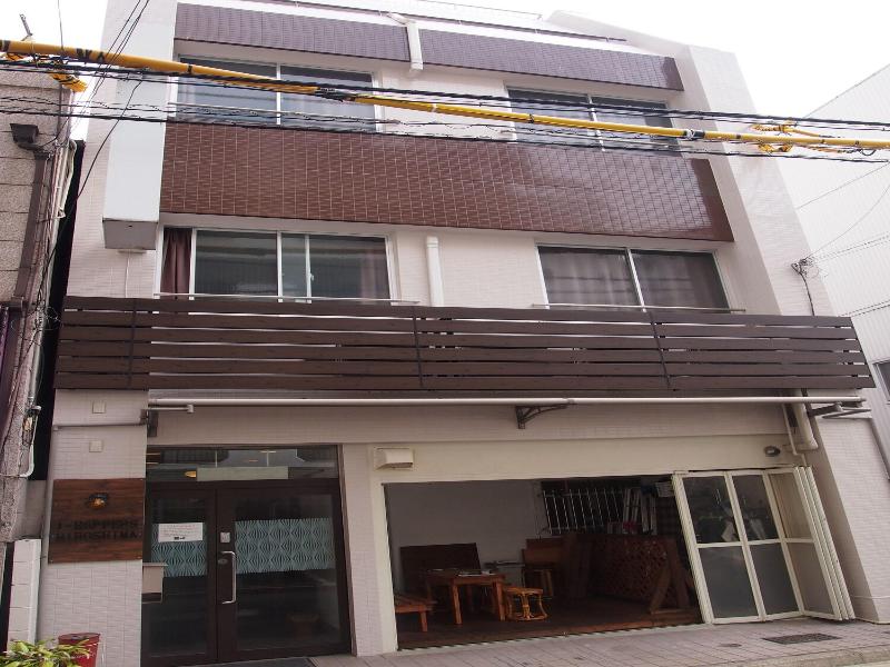J Hoppers Hiroshima Guesthouse image