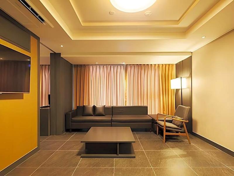 Wolmido Premiers Hotel image