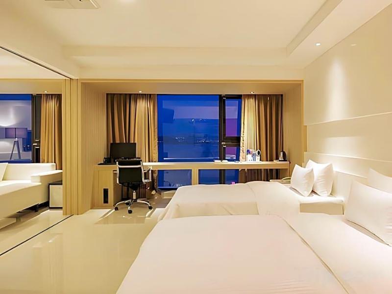 Wolmido Premiers Hotel image
