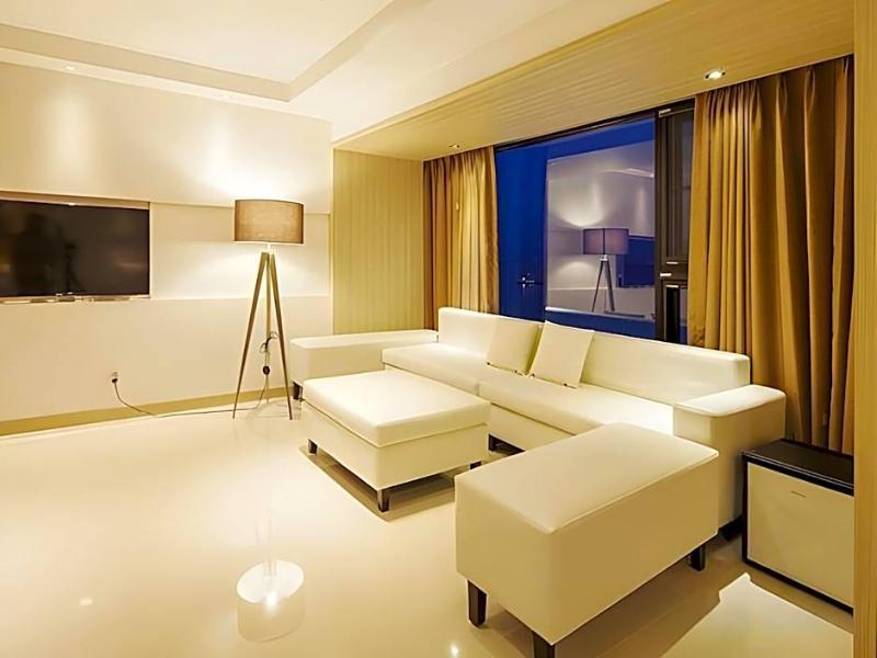 Wolmido Premiers Hotel image