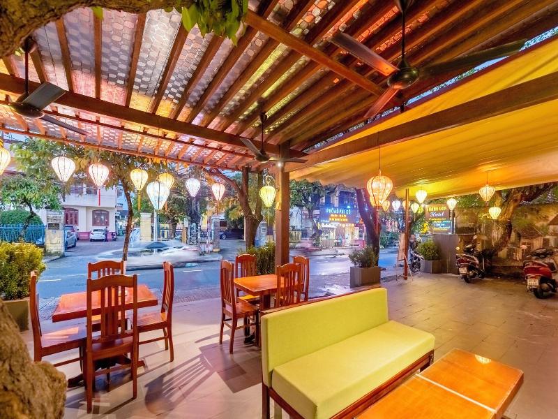 Thanh Van Hotel image