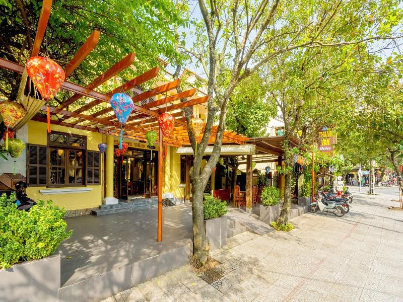 Thanh Van Hotel image