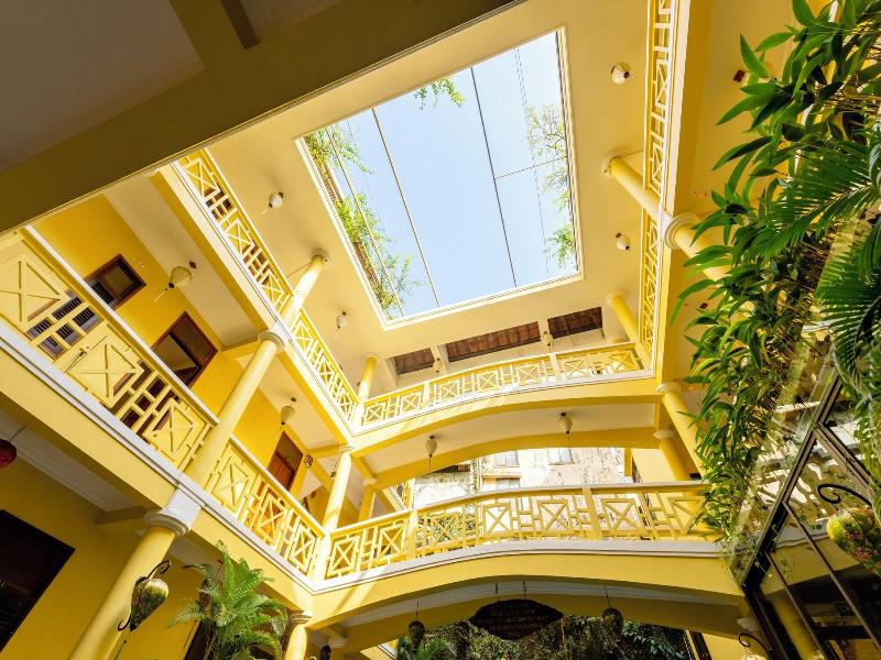 Thanh Van Hotel image