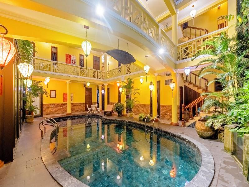 Thanh Van Hotel image