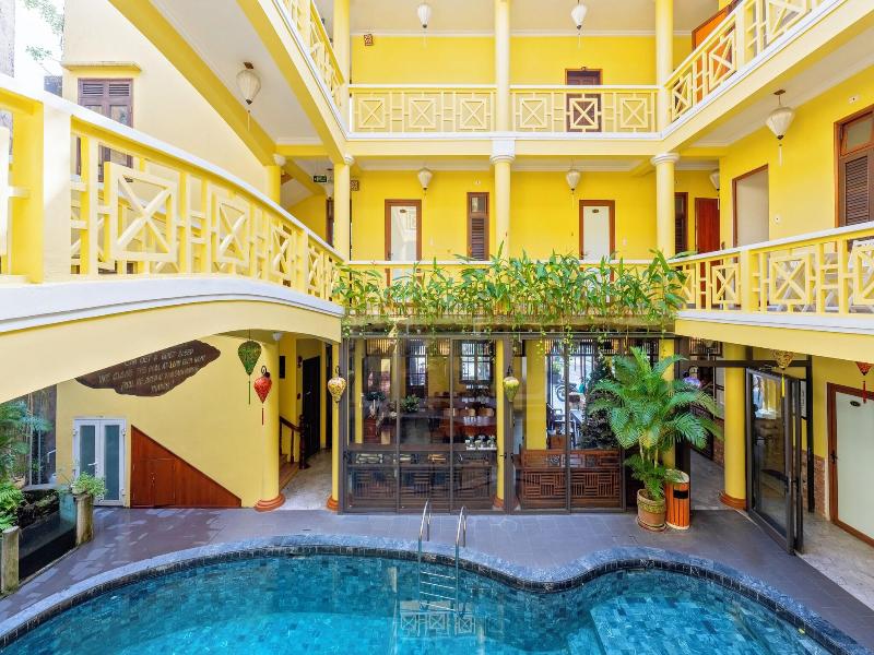 Thanh Van Hotel image