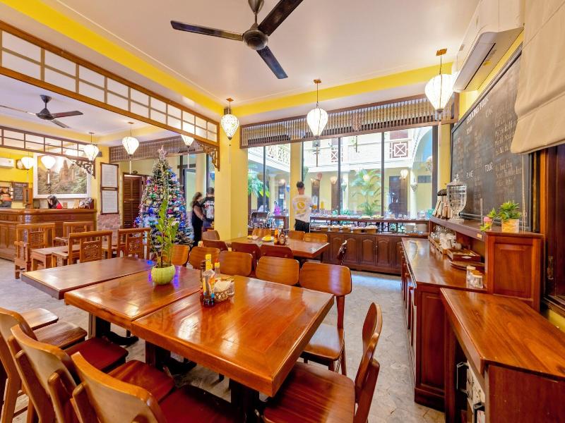 Thanh Van Hotel image