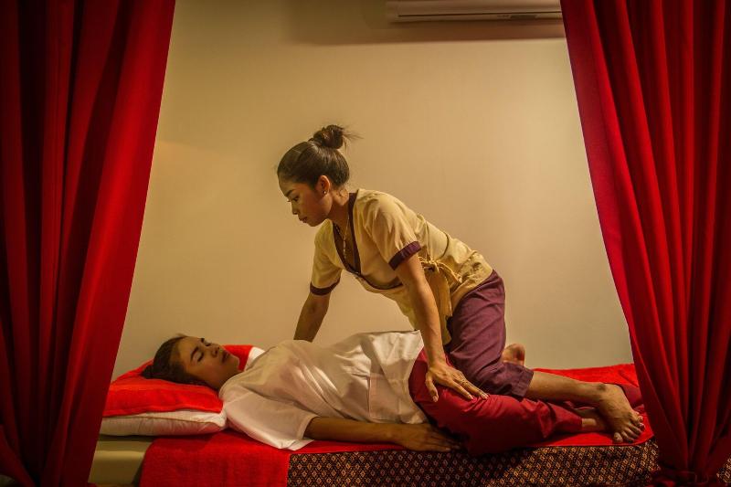 Chhaylong Angkor Boutique image