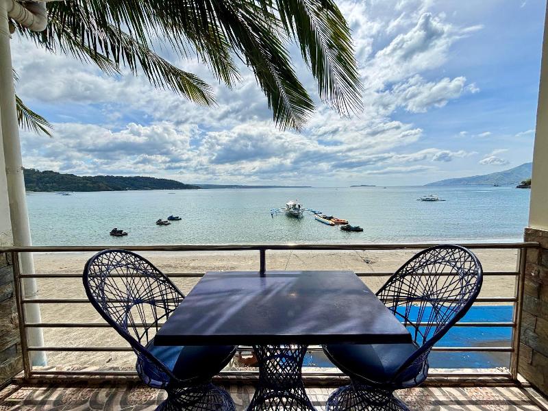 Mangos Beachfront Resort — photo 7