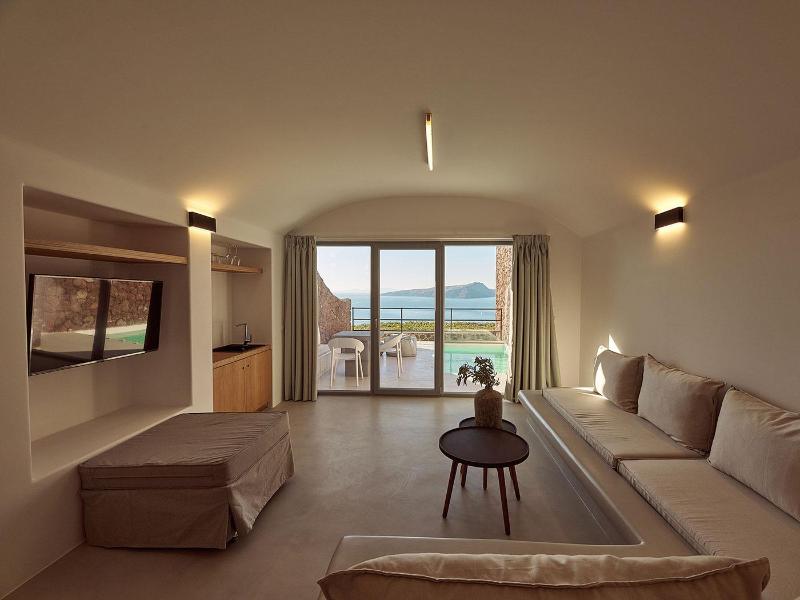 Coco-Mat Hotel Santorini gallery photo 6