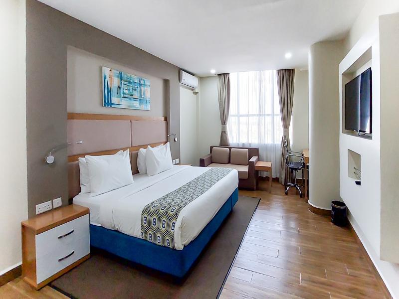 PrideInn Plaza Hotel & Convention Centre image