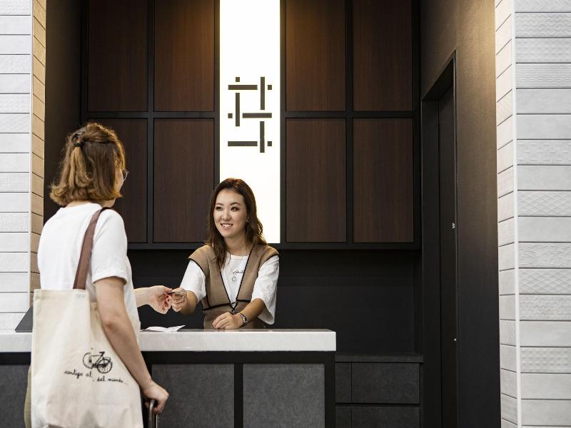 Grids Tokyo Ueno Hotel & Hostel image
