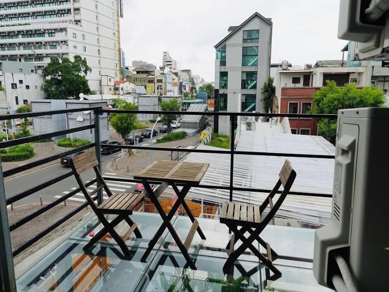 Fuqi Hostel Heping image