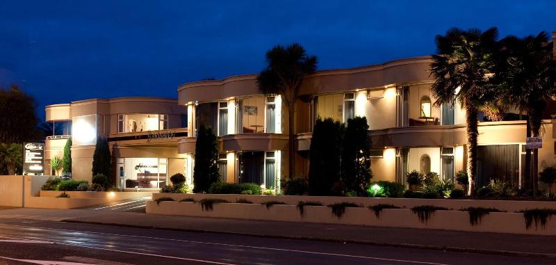 Baywatch Motor Inn image