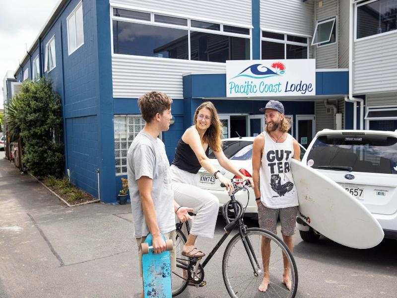 Pacific Coast Lodge Backpackers