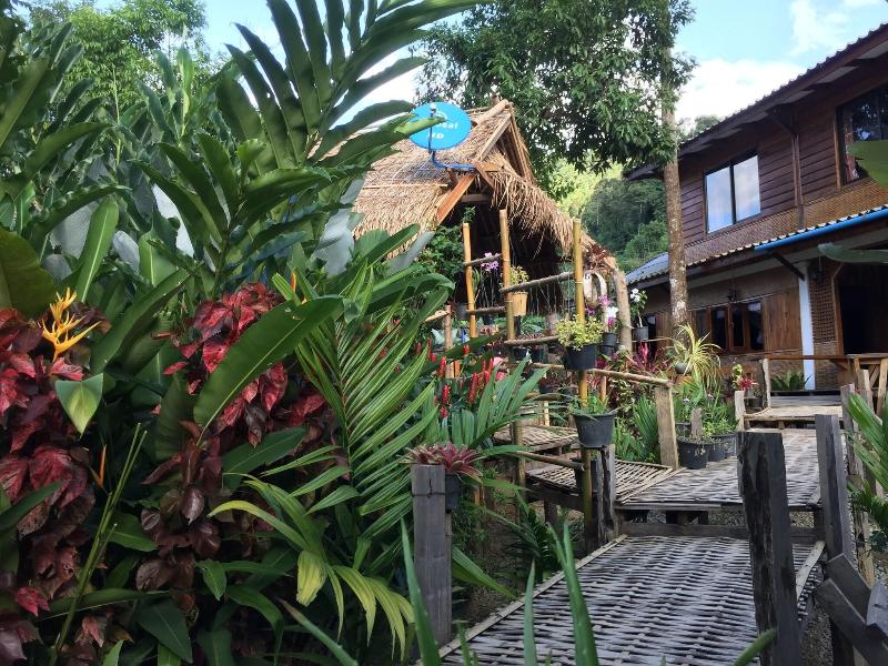 Phoxay Ngam Resort image