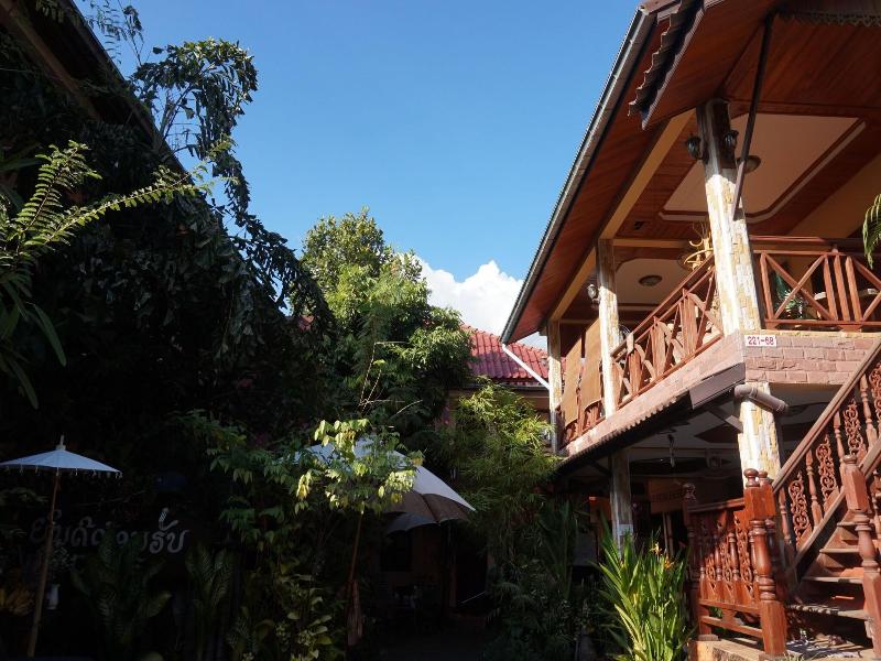 Heuan Lao Guesthouse image