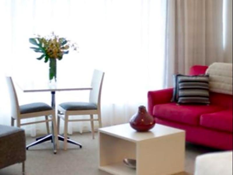 Townhouse Hotel image 10