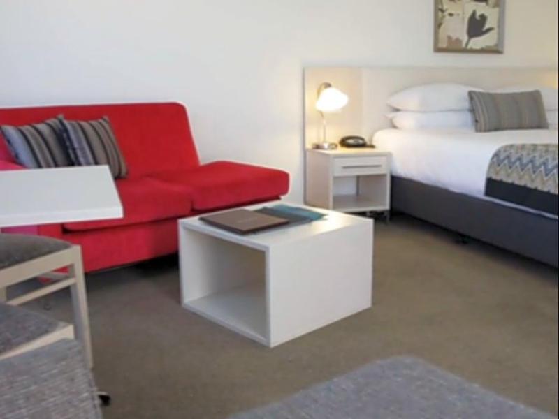 Townhouse Hotel image 8