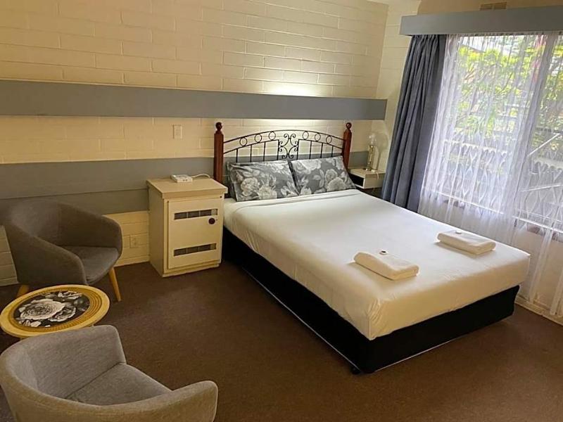 Mahogany Motel image