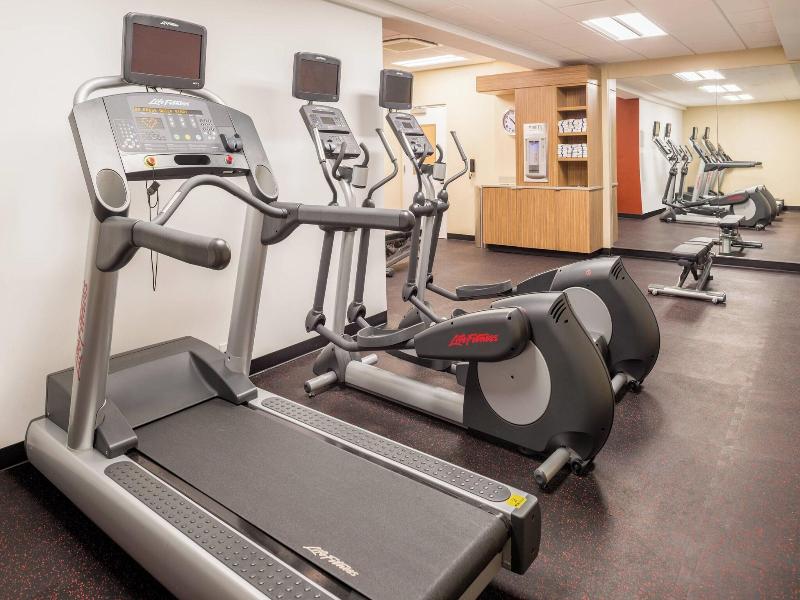 Towneplace Suites New Hartford image