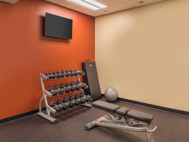 Towneplace Suites New Hartford image